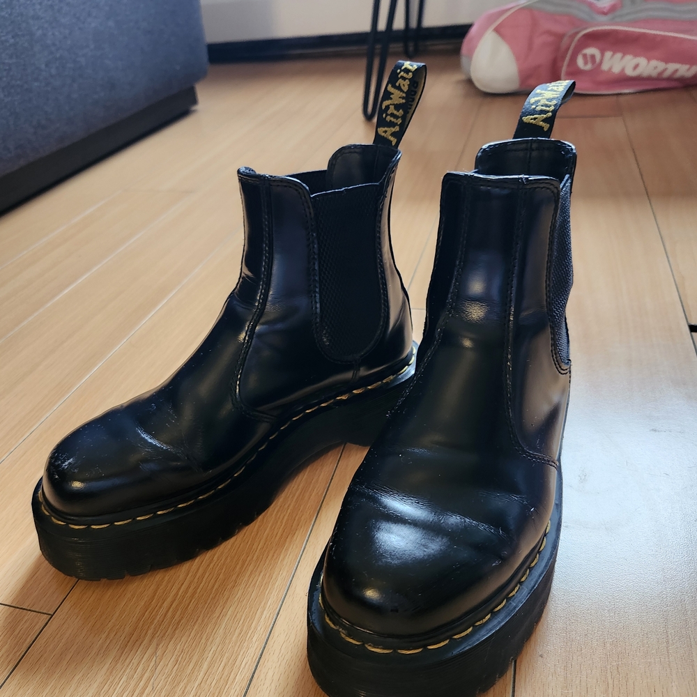 Dr. Martens Black Platform 2976 Chelsea Boots